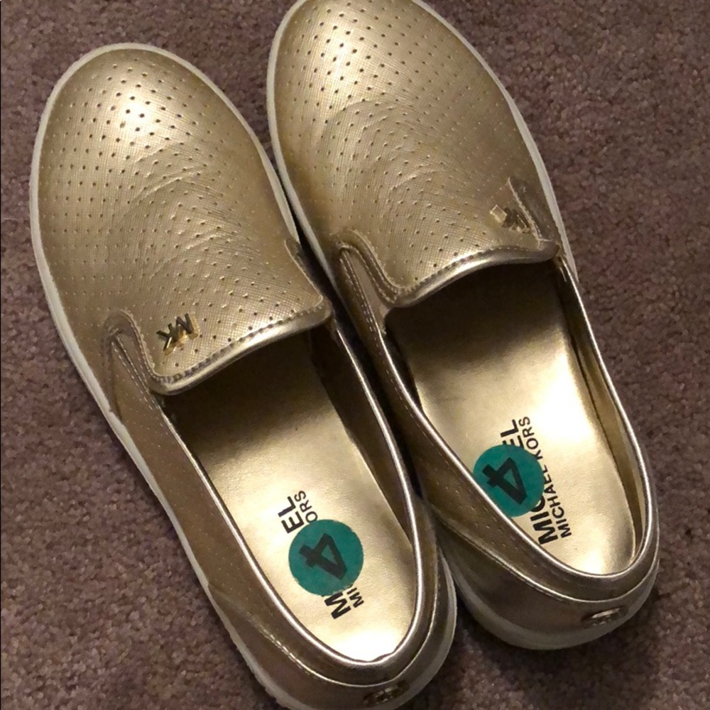 Michael kors shoes size 4 kids - 6 women